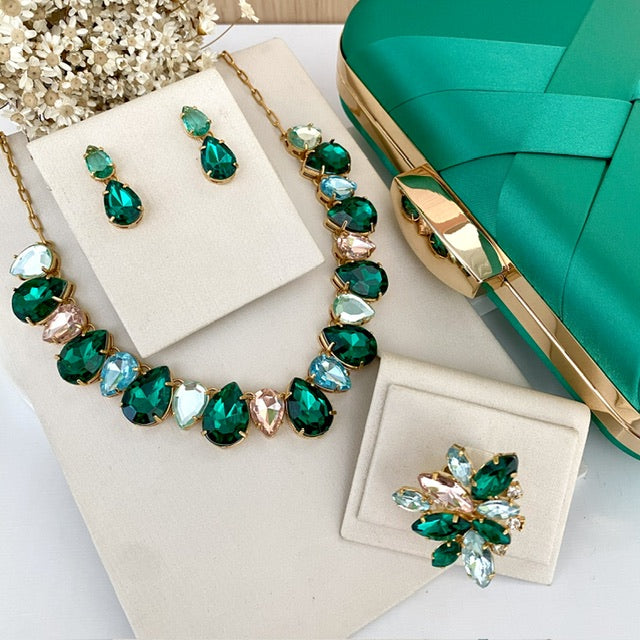 Kit Clutch, Colar e Anel Regulável Tons Pastéis com Esmeralda Dourado