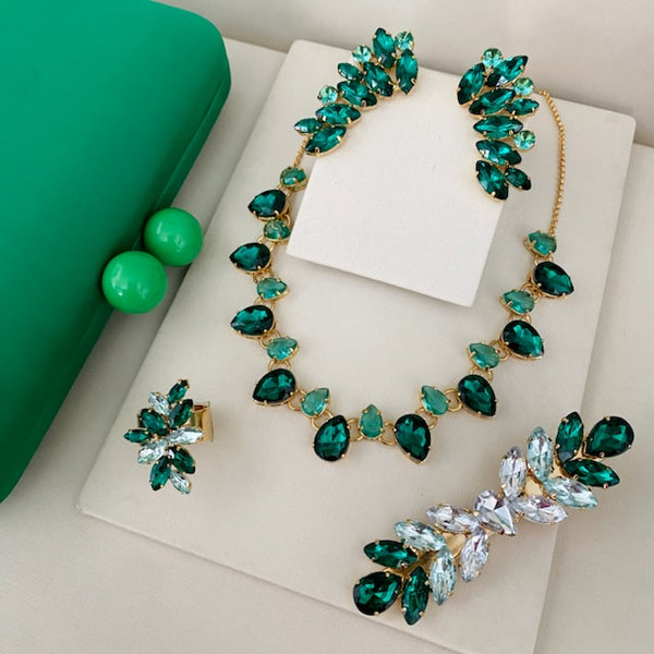 Kit Clutch Ear Cuff, Colar, Presilha e Anel Regulável Tons de Verde Tauá Dourado