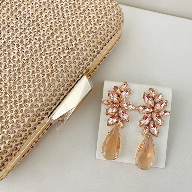 Kit Clutch Palha e Brinco Lonrdres Nude Dourado
