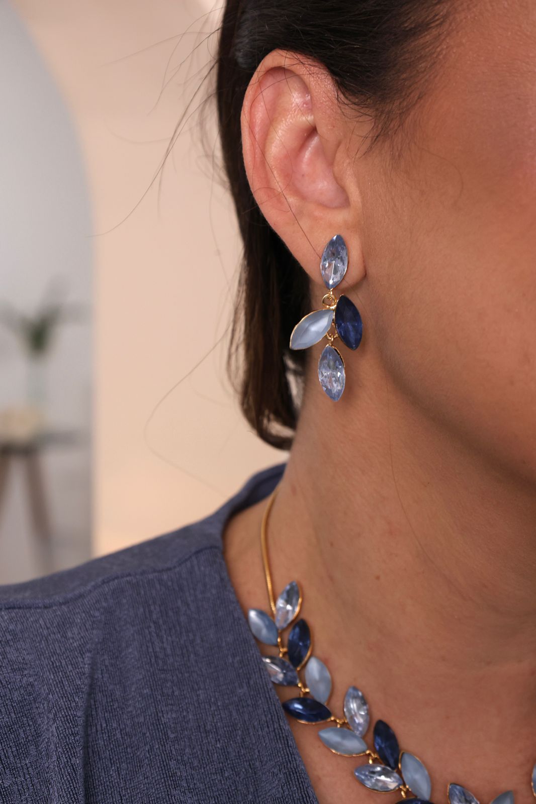Kit Colar, Brinco, Anel e Bracelete Maria Vilma Tons de Azul Dourado