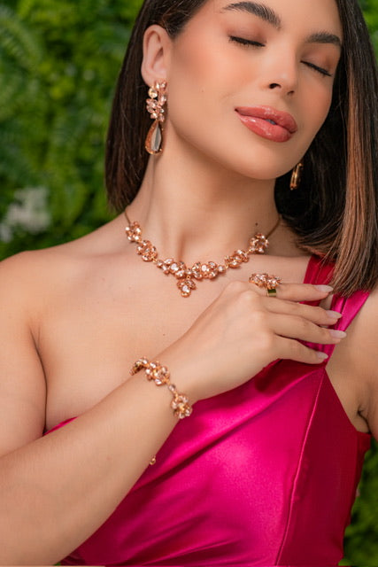 Kit Colar, Brinco, Anel Regulável e Pulseira Nude Luxo Bella