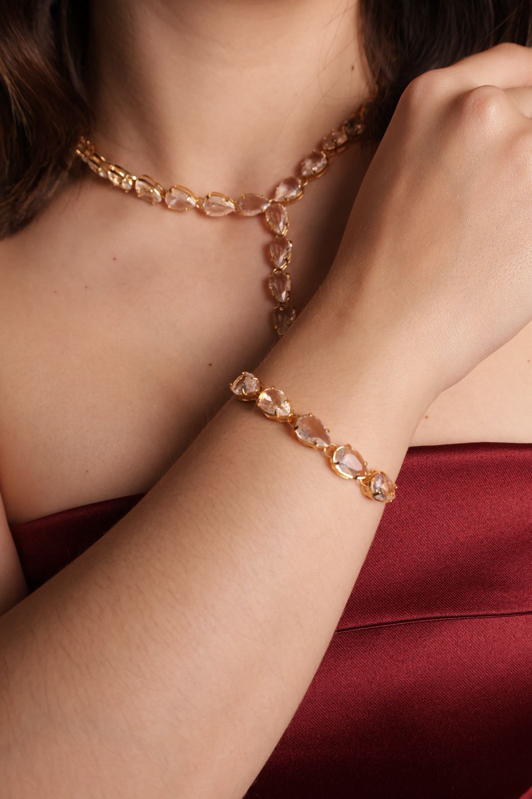 Kit Colar, Brinco e Pulseira Adele  Cristal de Zircônia Dourado