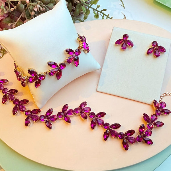 Kit Colar, Brinco e Pulseira Rainha Pink -Dourado