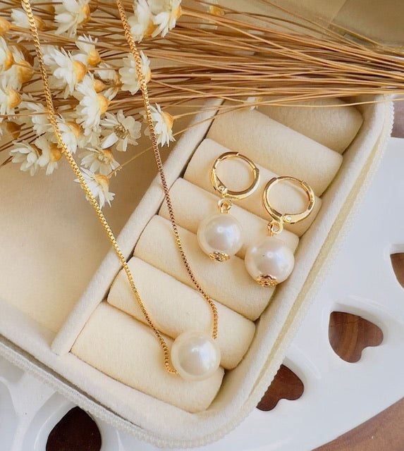 Kit Colar e Argolinha de Pérola Dourado