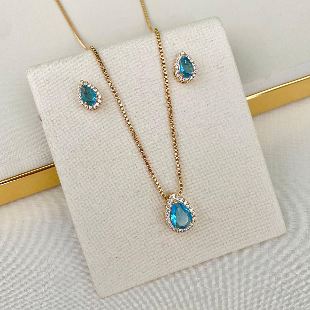 Kit Colar e Brinco Cinderela Azul de Zircônia Dourado