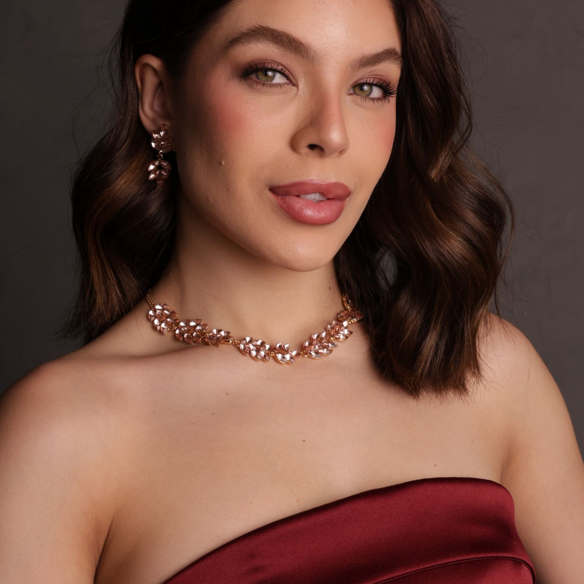 Kit Colar e Brinco em Pedraria Nude Rosé Dominique