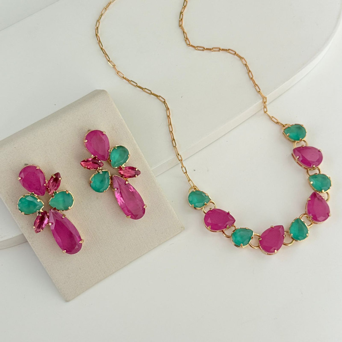 Kit Colar e Brinco Fuscia com Turmalina Sinam Drop
