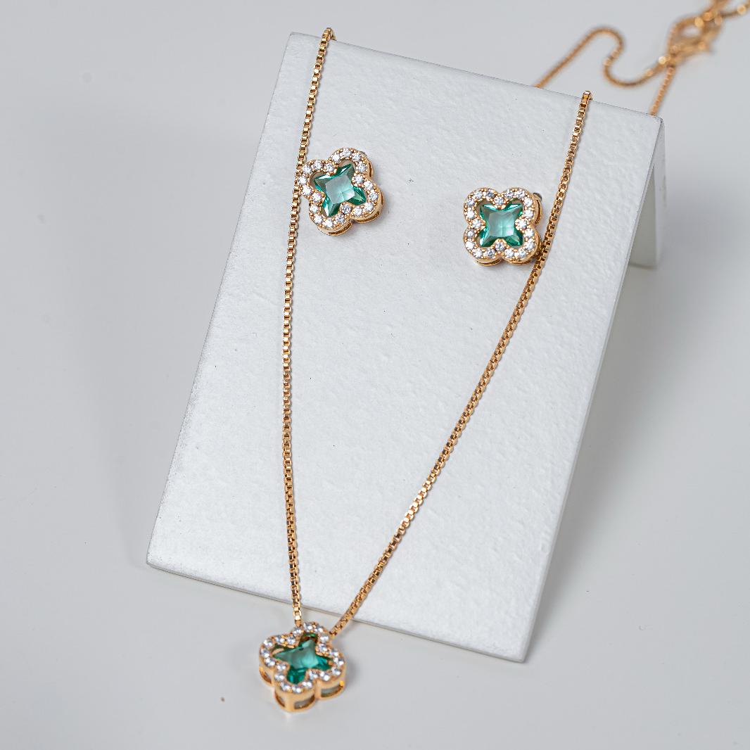 kit Colar e Brinco Trevo de Zircônia Turmalina Banhado a Ouro 18k
