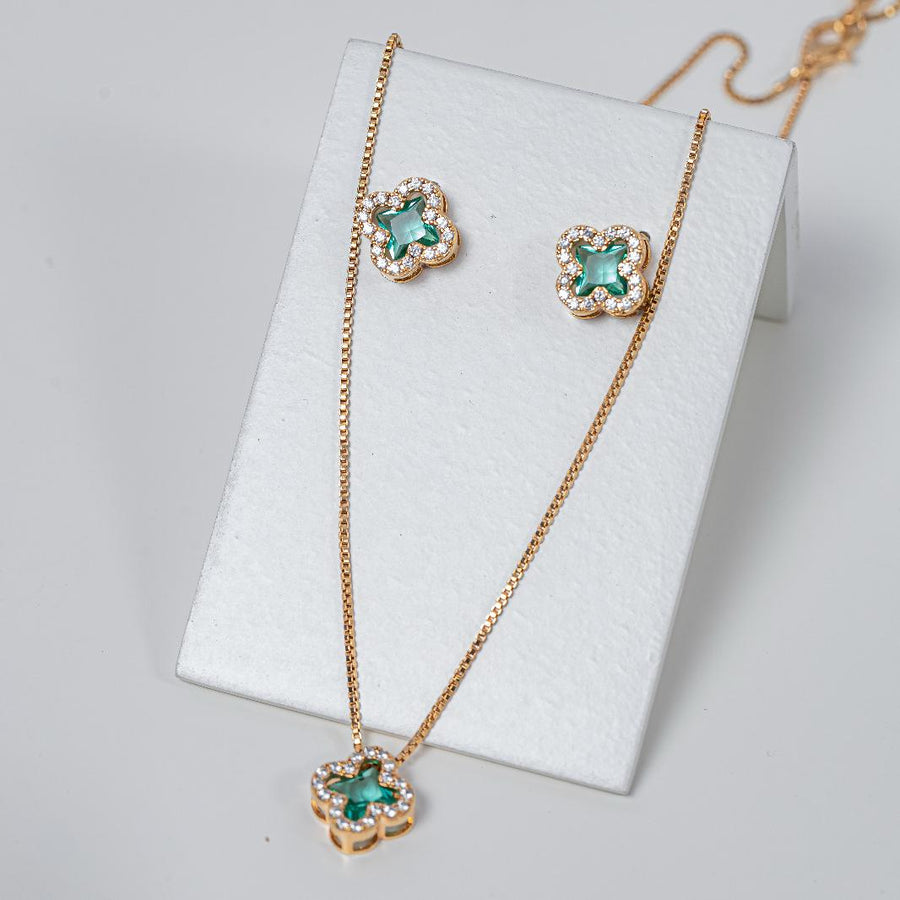 kit Colar e Brinco Trevo de Zircônia Turmalina Banhado a Ouro 18k