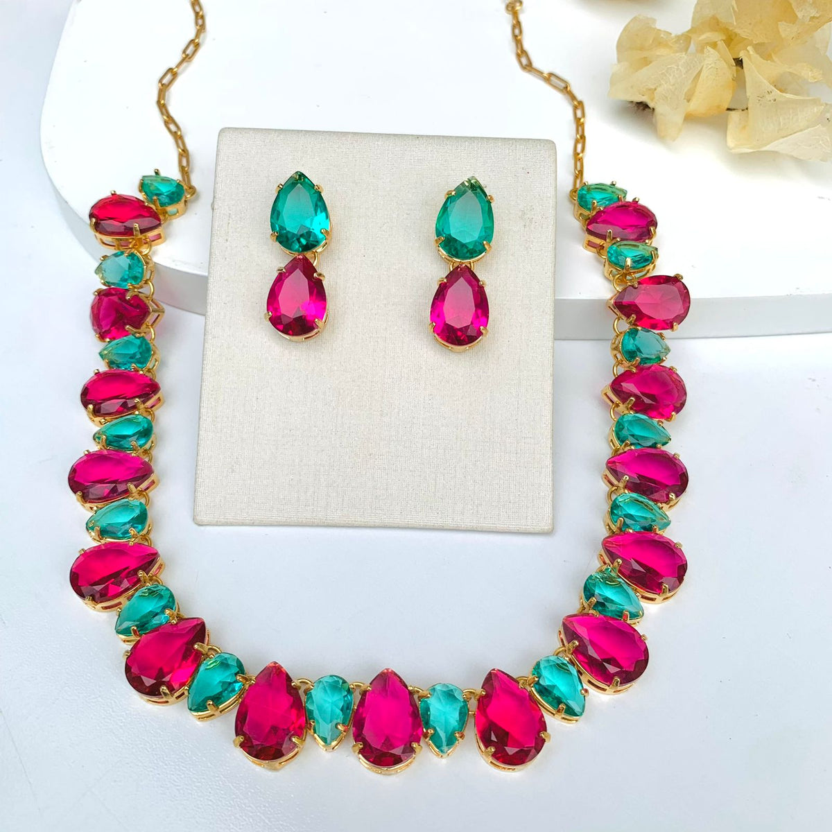 Kit Colar e Brinco Verde Esmeralda e Rosa Fúcsia Chris