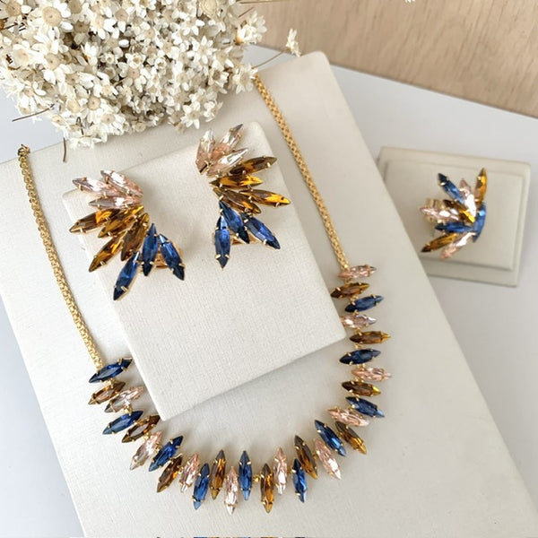 Kit Colar, Ear Cuff e Anel Regulável Tons de Marrom e Safira Vânia