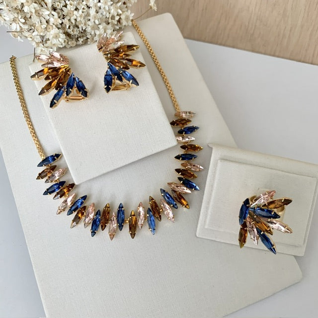 Kit Colar, Ear Cuff e Anel Regulável Tons de Marrom e Safira Vânia