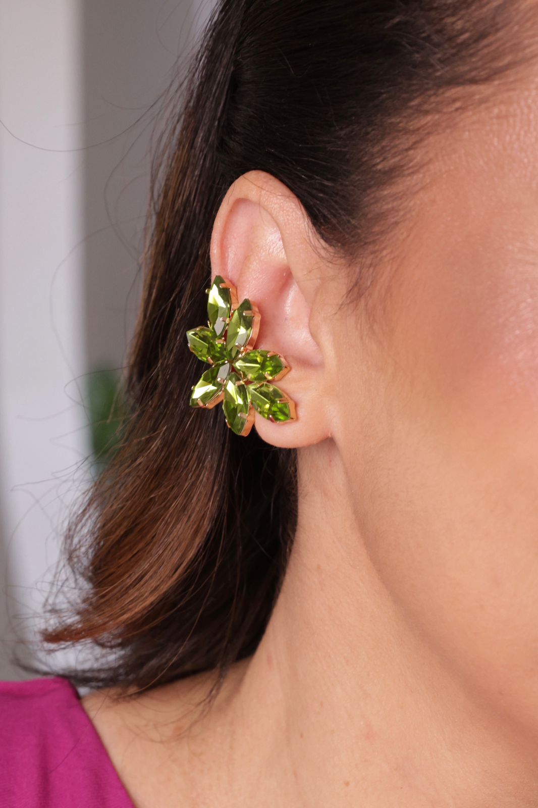 Kit Ear Cuff e Anel Regulável Thalisa  Verde Oliva Dourado