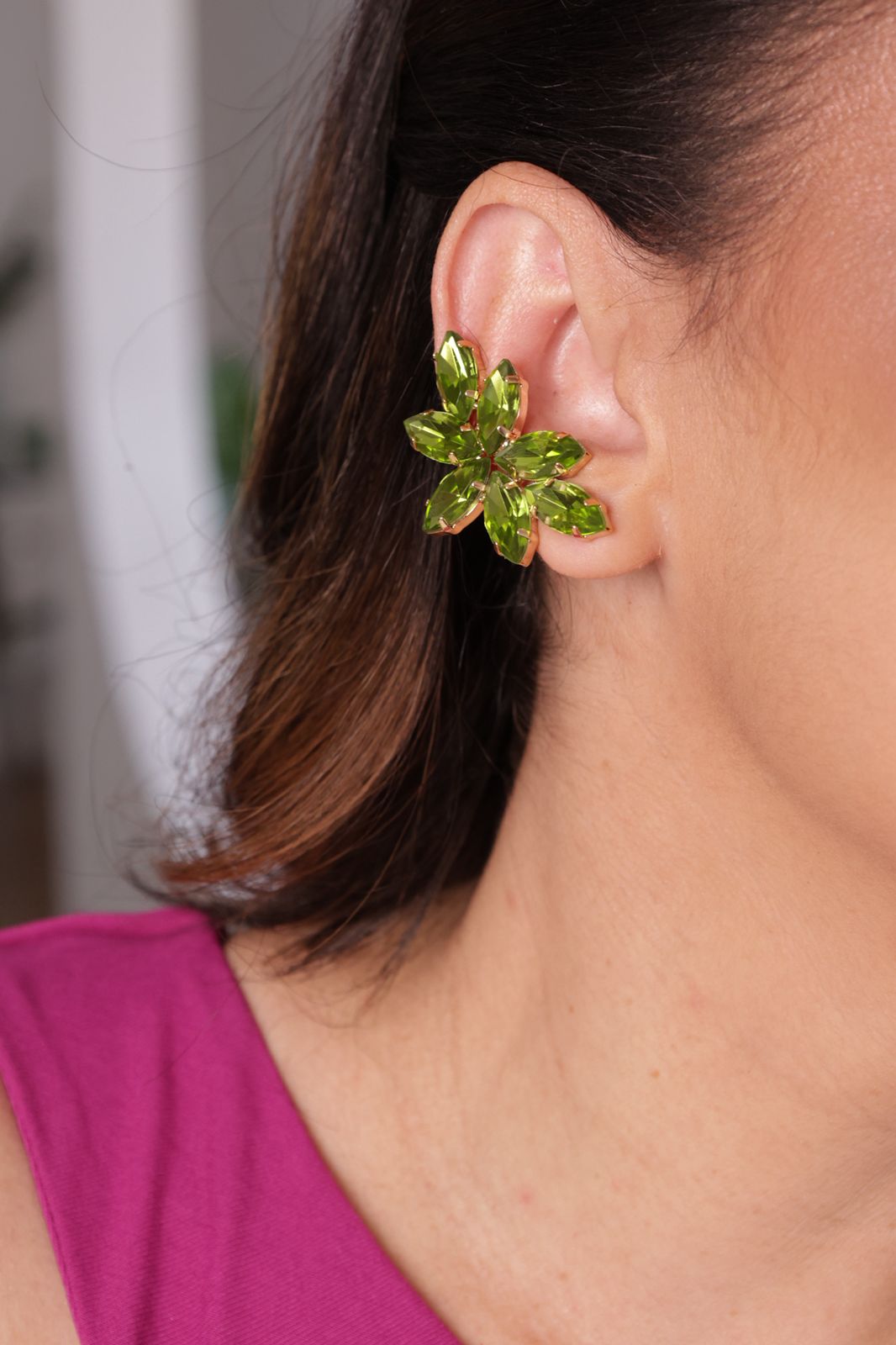Kit Ear Cuff e Anel Regulável Thalisa  Verde Oliva Dourado