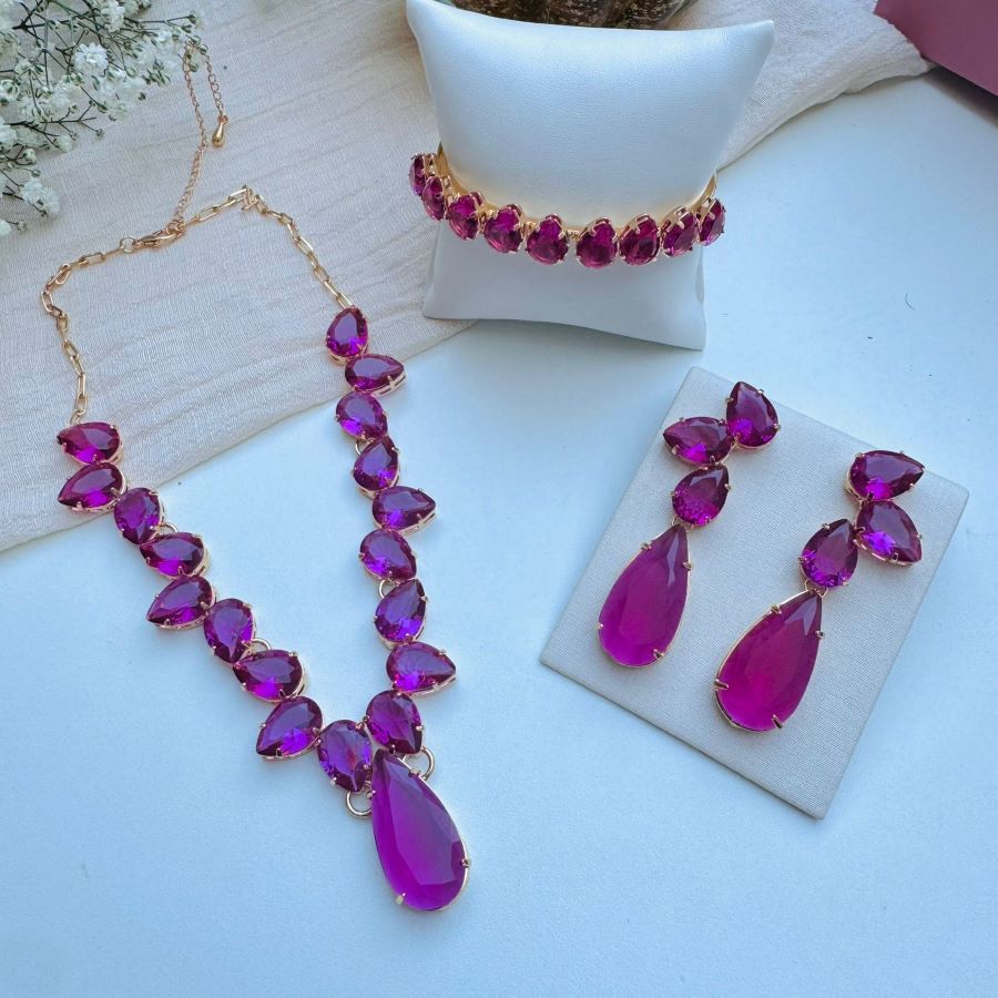 Kit Bracelete, Colar e Brinco de Pedraria em Zircônia Fúcsia Alice